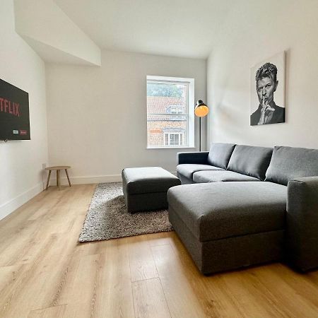 Fountain Apartment No 1 With Free Parking York Kültér fotó